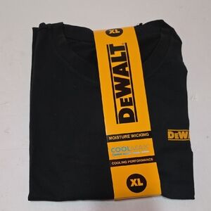 Dewalt Men's Black Moisture-Wicking T-Shirt (XL)